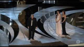 Philip Seymour Hoffman Wins Best Actor: 2006 Oscars