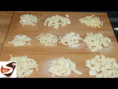 Fresh homemade pasta, without eggs: orecchiette, trofie, cavatelli, strozzapreti, fusilli.