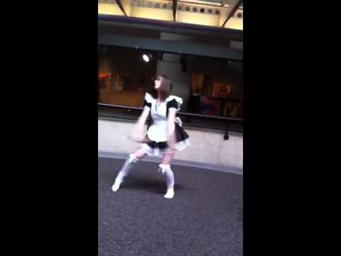 Youmacon 2012 Dancing Girl