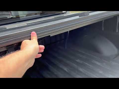 Chevy Colorado w/ Bison Tonneau Cover