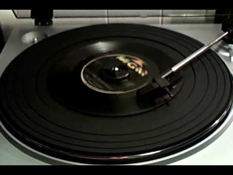 45's - I'm In With The Out Crowd - Sam The Sham And The Pharaohs