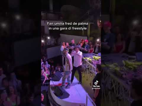 Freestyle tra Fred De Palma e un fan