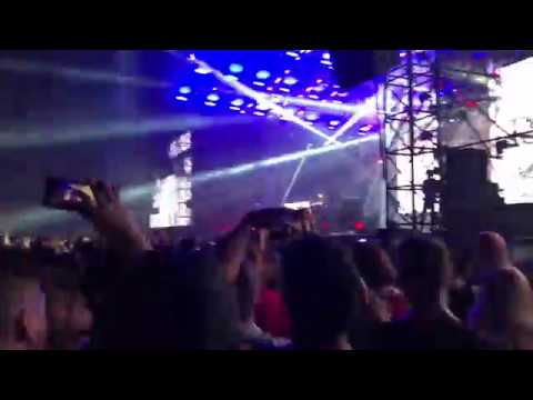 Borgore - Sure Now (feat Boy Matthews) (live with 2nd drop)