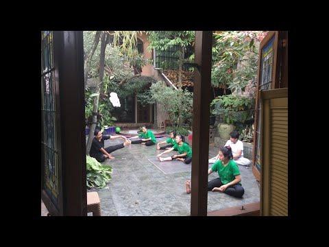 Kelas tari dasar jaipongan