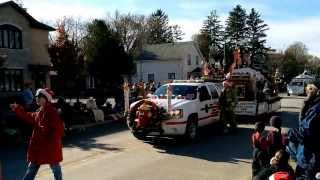 preview picture of video '2013 Newmarket Santa Claus Parade'