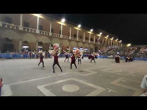 Tenzone Argentea 2025 grande squadra e musici torre dei germani