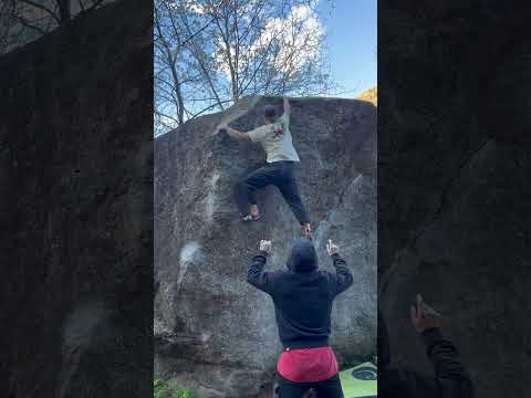 Melloblocco Version 7a -La Mota