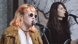 Bleached covers Misfits&#39; &quot;Skulls&quot;