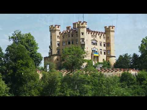 Schloß Hohenschwangau und Alpsee
