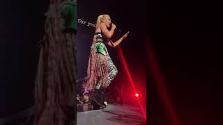 Gwen Stefani “Ex-Girlfriend, Hella Good” 7/14- Las Vegas Residency