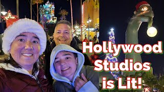Disney's Hollywood Studios Is Lit For Christmas! It's Snowing In The Park!