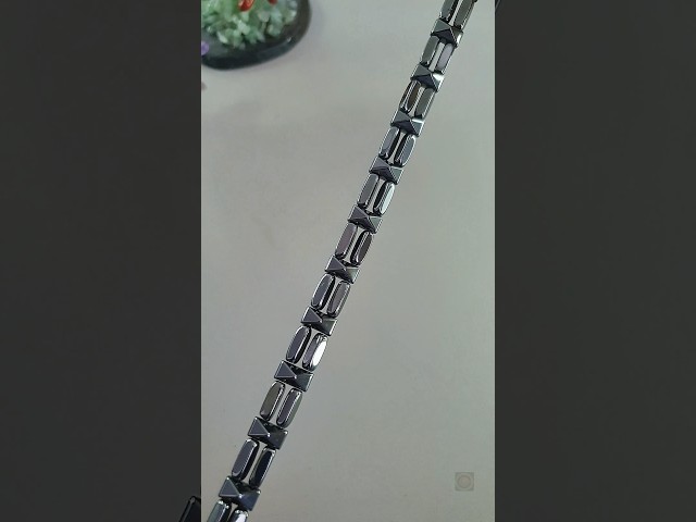 Vídeo relacionado con Bivei Hematite - Enraizamiento - Pulsera de Cuentas Para Las Mujeres 6mm Piedra Semipreciosa Natural Stretch Cristal Elástico Joyería Yoga Regalos