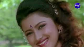 Suresh Wadekar \u0026 Anuradha sings 'Gori Lo Gori...' in Movie 'Kanyadan