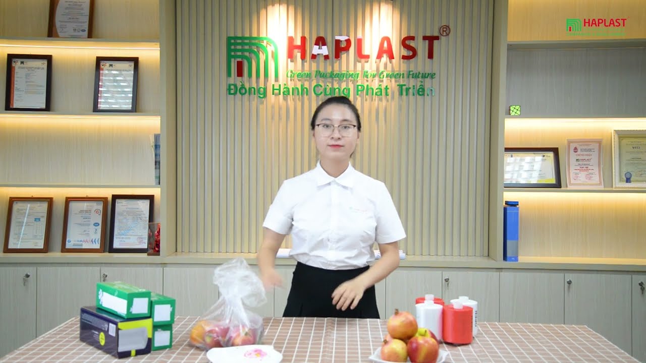 Starseal bags on roll