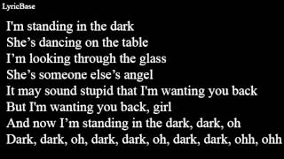 Lawson - Standing in the dark (Acoustic) lyrics