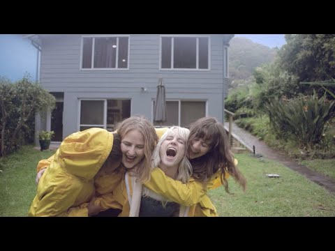 The Buoys - Drive Me Home (Official Video)