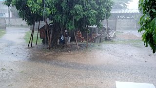 preview picture of video 'พายุฝนเข้าลำพูนตกหนักมาก'