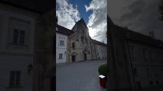 ウィーンの森 Heiligenkreuz(ハイリゲンクロイツ)修道院の中庭