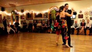 Julio Bassan & Luiza Paes 1 - Performance Woodstock