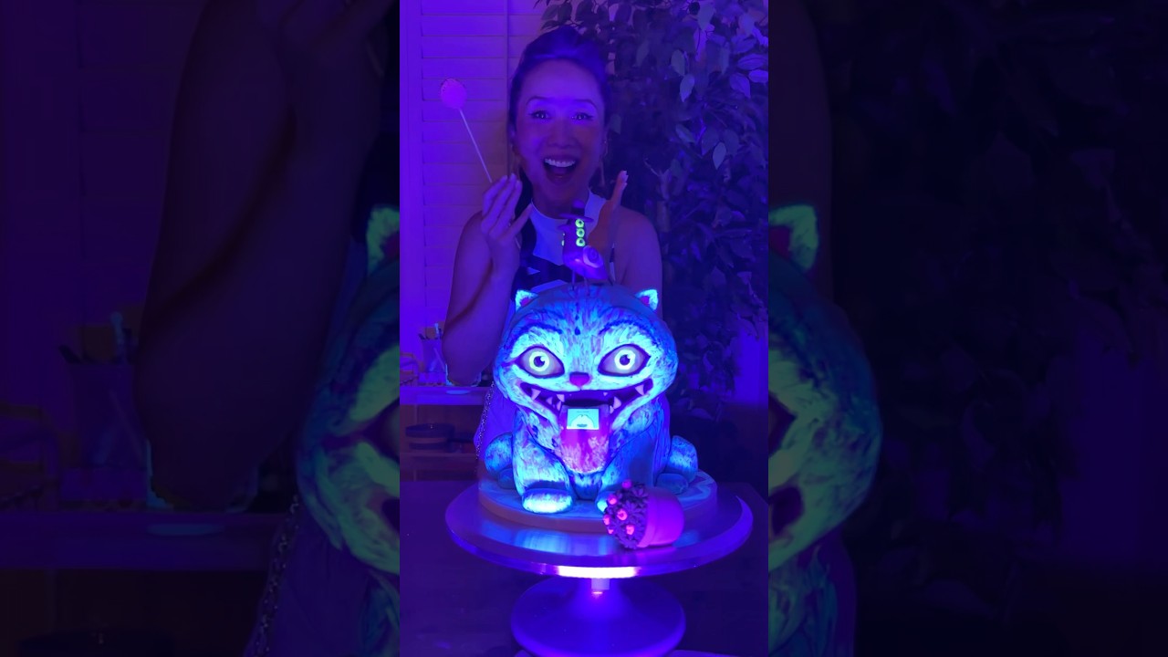 KPop Demon Hunters Cake 💜 Derpy and Sussie