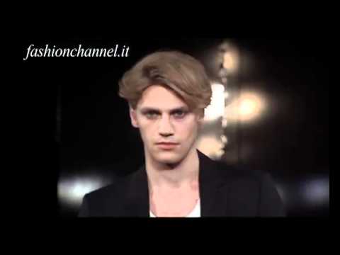 "Emporio Armani" Autumn Winter 10 11 Menswear Milan 3 of 3 pret a porter men by FashionChannel