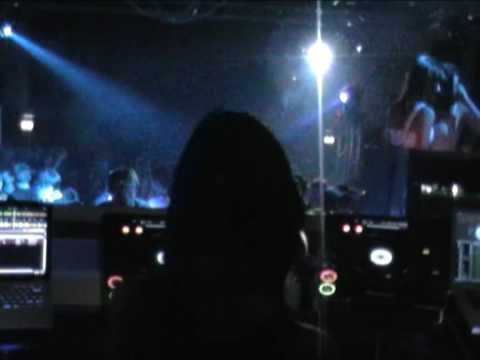 Djane Cassey Doreen im MCM Feldbach