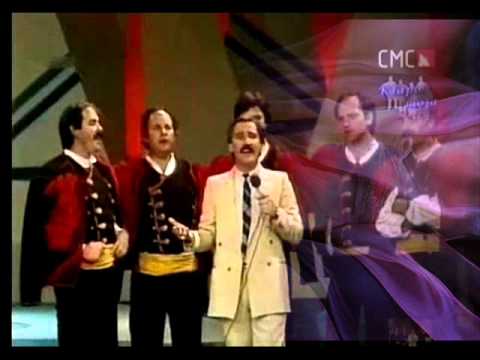 MIŠO KOVAČ I KLAPA ŠIBENIK - IZAĐI NA PROZOR