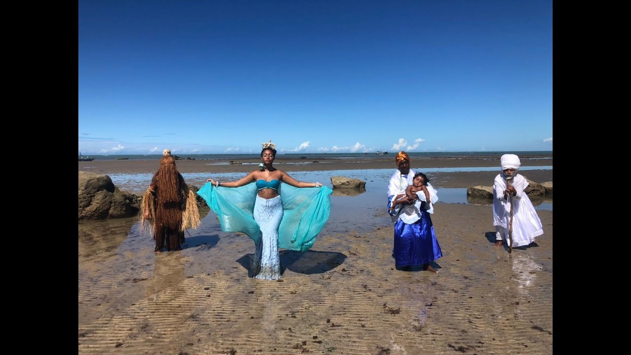 Atotô  - Silêncio que o Rei está na Terra - 2022 - com audiodescrição