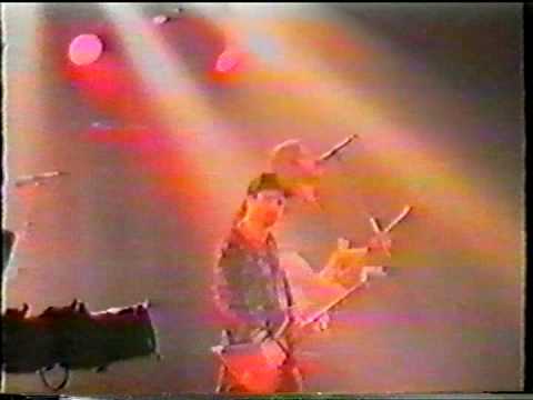 Motörhead - "Silver Machine" - Paris, France 1995