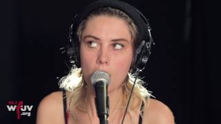 Wolf Alice - &quot;Don&#39;t Delete The Kisses&quot; (Live at WFUV)
