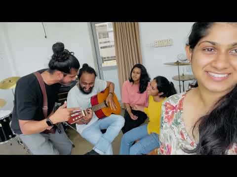 අහම්බෙන් වෙන ආතල් සිද්දි(සඳ මිතුරි) sanda mithuri chords ආතල්😁#foryou #viral #livecover