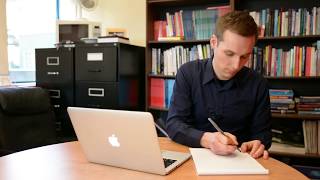 Not enjoying your dinner out? Try putting the phone away