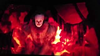 Pennywise dances to &quot;500 miles&quot; by the proclaimers