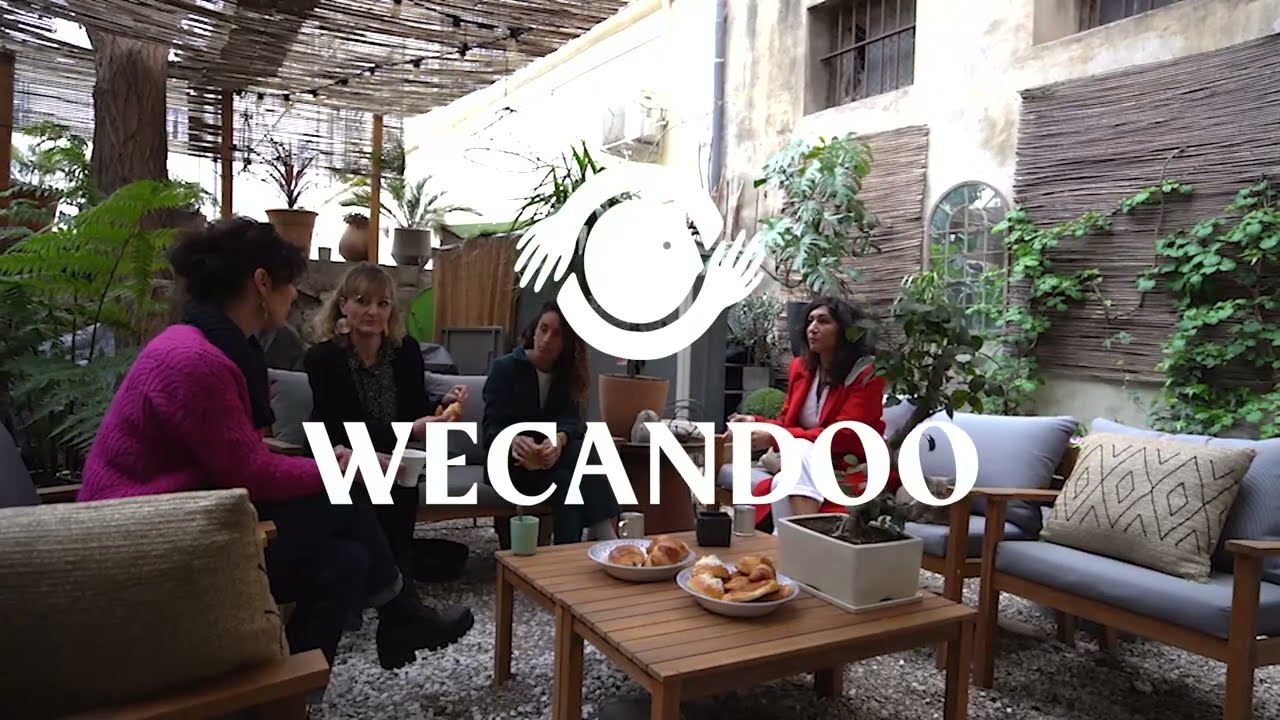 Composez votre bouquet de fleurs fraîches avec Virginie et Emilie - Video