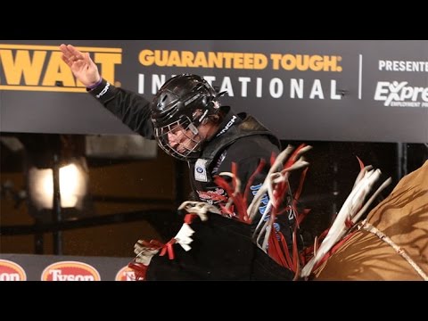 TOP RIDE: Kasey Hayes rides Cowtown Slinger for 89 points (PBR)