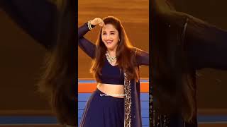 Download lagu Humko Aajkal Hai Intezaar Madhuri Dance Show #madhuri #madhuridixitperformance mp3