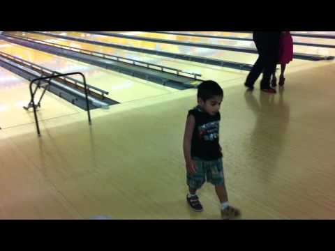 Aneeq's Bowling @ Swapnil's Bday Party