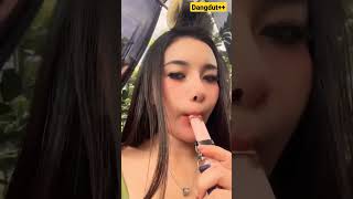 Download lagu LIHAT DESY THATA HISAP VAPOR 'P'🧨 mp3