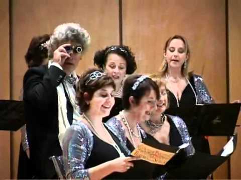 campet singers sing 'palco della scala'