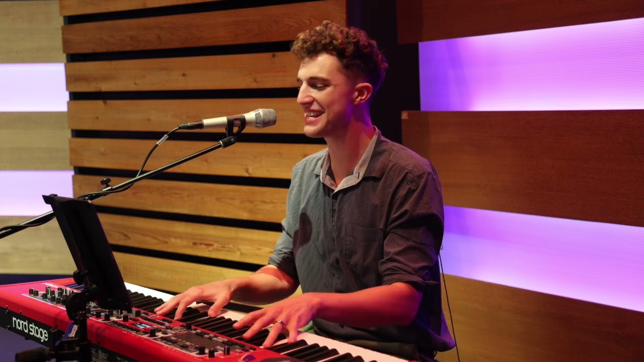 Promotional video thumbnail 4 for Ricky Carr - Pianist