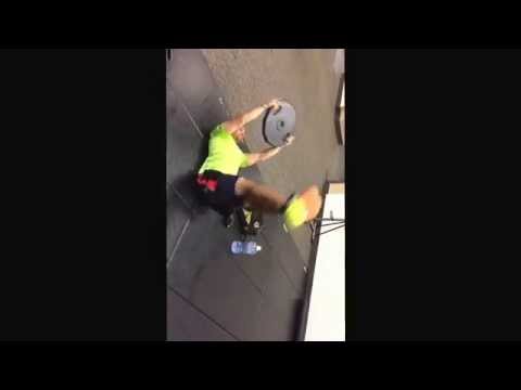 Abs work out!! Pushing your body more and more. Focus on contracting the abdominals when doing this