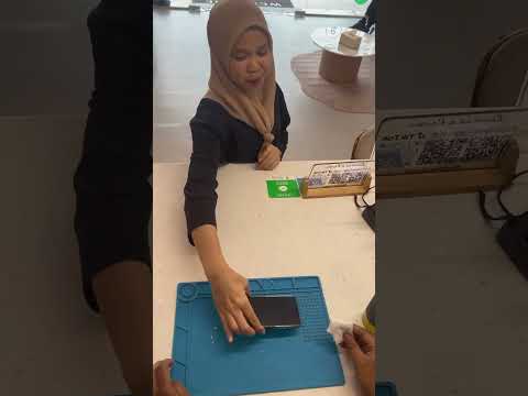 Pasang filem 5 minit, telefon berdering 10 kali! 📞Pelanggan: Sayang, dengar dulu…🥺