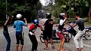 Download lagu Eta terangkanlah mp3 Download lagu Eta terangkanlah mp3