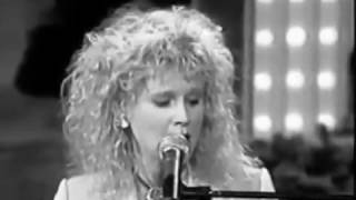 Becky Hobbs -- They Always Looks Better When They&#39;re Leavin&#39;