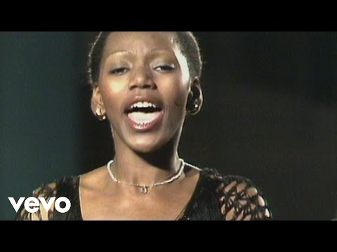 Boney M. - Sunny (ZDF Pariser Charme und viel Musik performance - 23.12.1976)