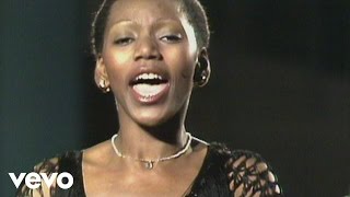 Boney M. - Sunny (ZDF Pariser Charme und viel Musik performance - 23.12.1976)