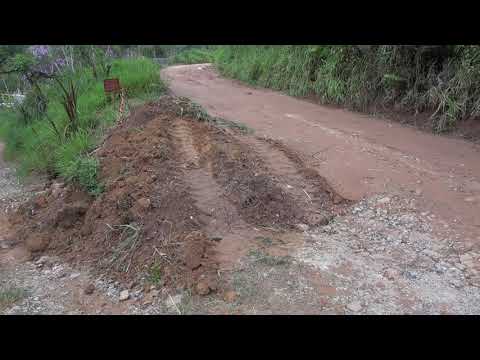 Prefeitura tapou o buraco Gigante da Estrada Velha de Juquitiba