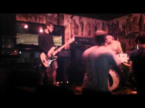 The Mighty Atom - Gus' Pub - August 27th 2011