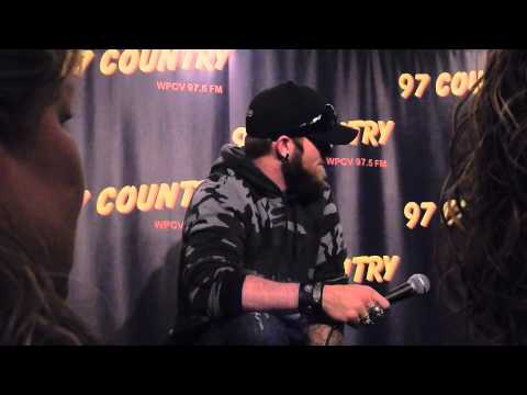 Brantley Gilbert 2615 010