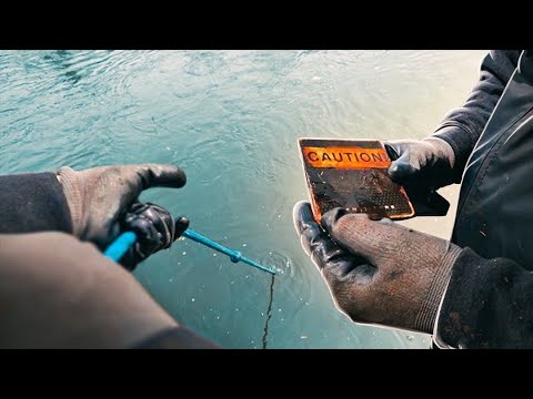 We Found An Insane Amount Of Goods - Magnet Fishing This High Traffic Bridge